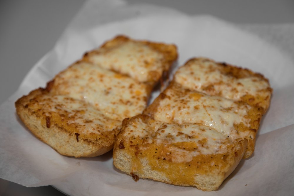 Delicious garlic bread appetizer